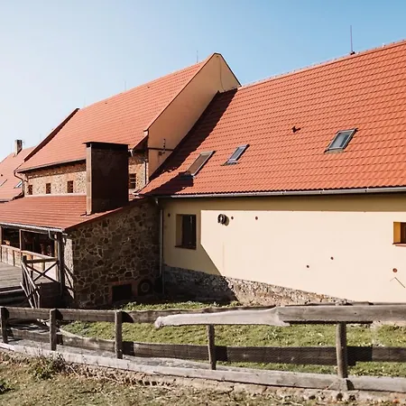 Alojamento de Turismo Rural Farma Klokocov